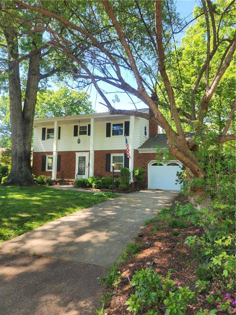 227 Shadywood DR, Newport News, VA 23602