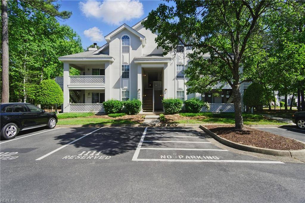 704 Inlet QUAY #I, Chesapeake, VA 23320