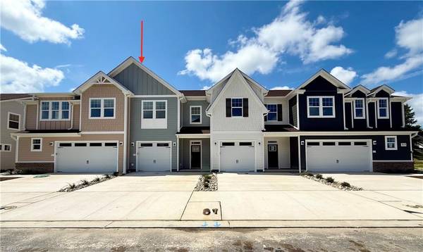 721 Flatrock LN, Chesapeake, VA 23320
