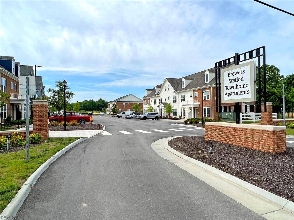 1704 Havenstreet CIR, Carrollton, VA 23314