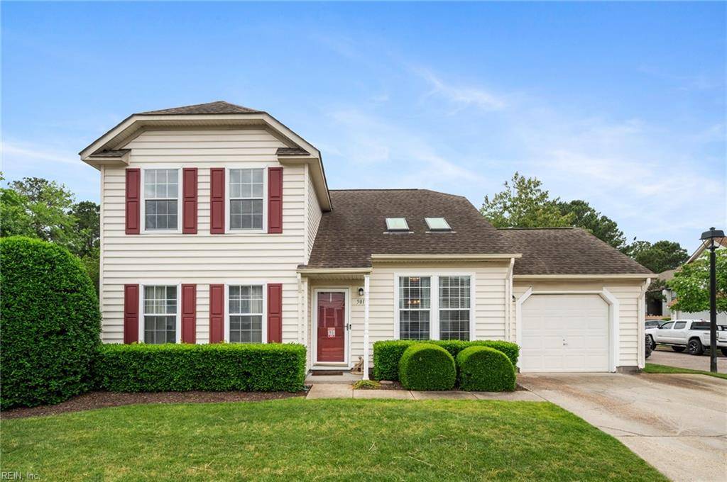 501 Oak Lake DR, Chesapeake, VA 23320