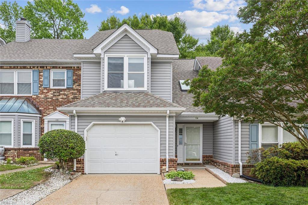 114 Gnarled Oak LN, Yorktown, VA 23692