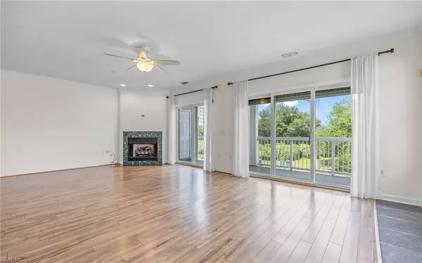 Virginia Beach, VA 23451,2300 Page Harbor LNDG #102