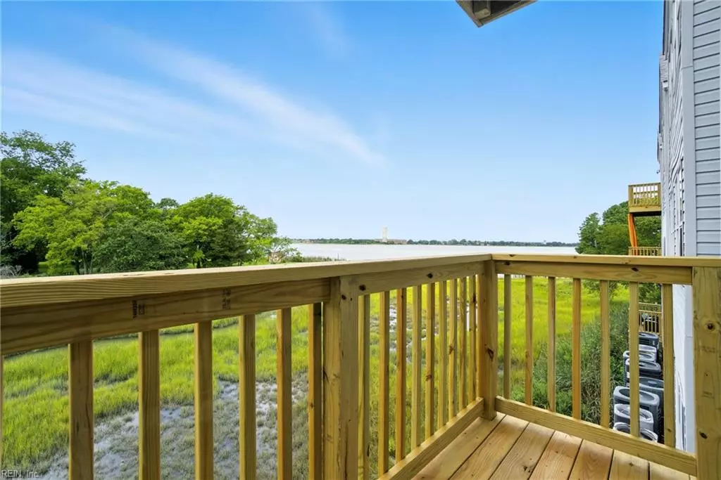 Hampton, VA 23669,1563 N King ST #110