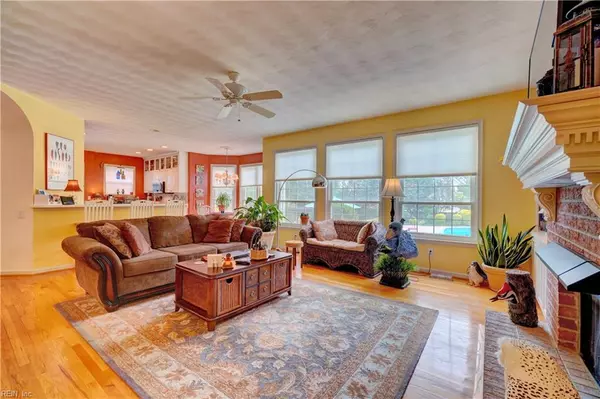 Suffolk, VA 23435,5303 Doral Woods CT