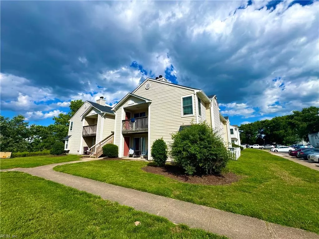 Chesapeake, VA 23320,1729 Rock Bridge Mews #A