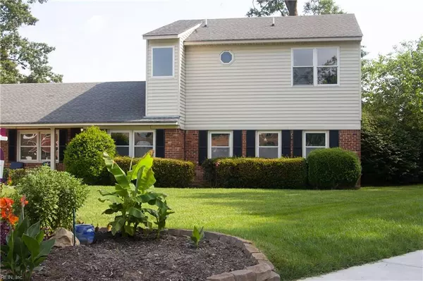 921 Saint CIR, Virginia Beach, VA 23454