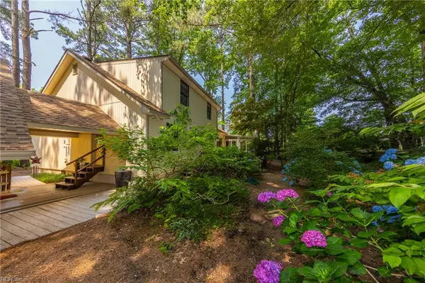 1028 Ranchero RD, Virginia Beach, VA 23456