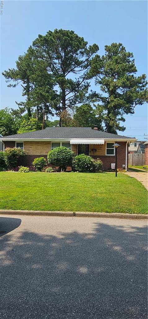 202 Maycox AVE, Norfolk, VA 23505