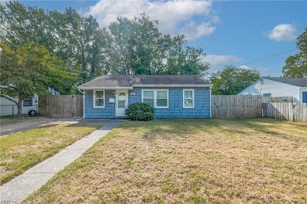 423 Cedar DR, Hampton, VA 23669