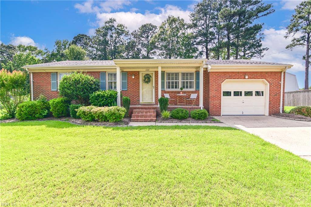 1104 Sharon DR, Chesapeake, VA 23320