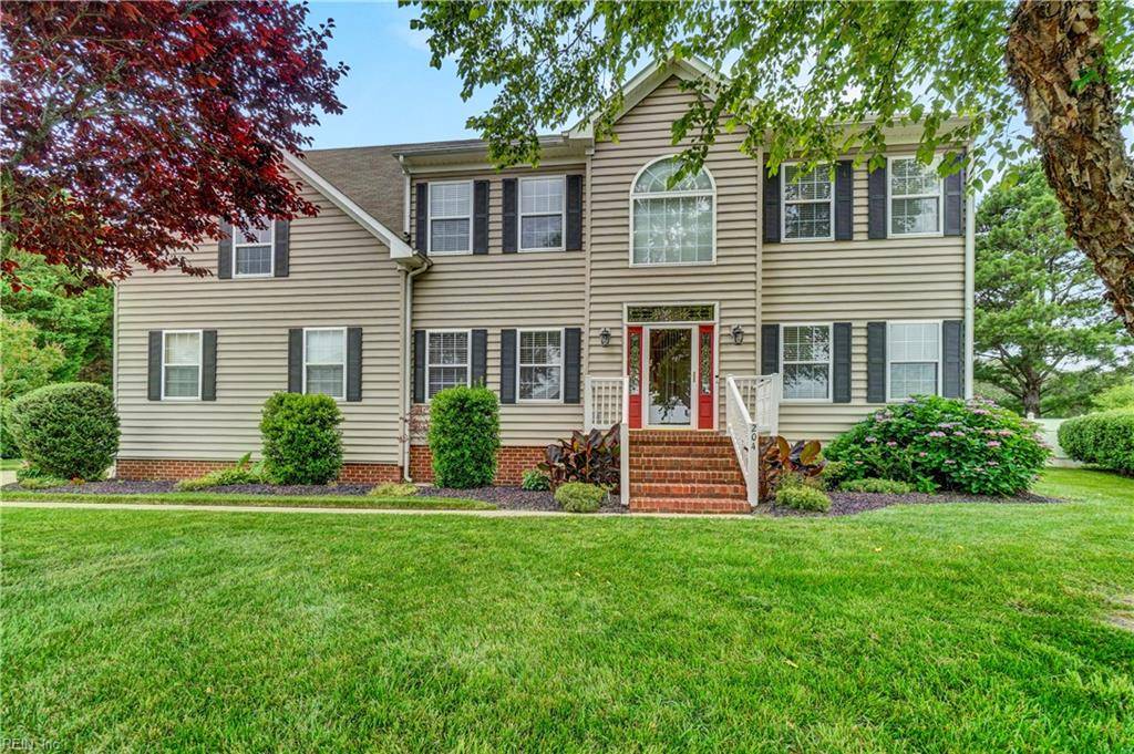 204 Goshawk CT, Suffolk, VA 23435