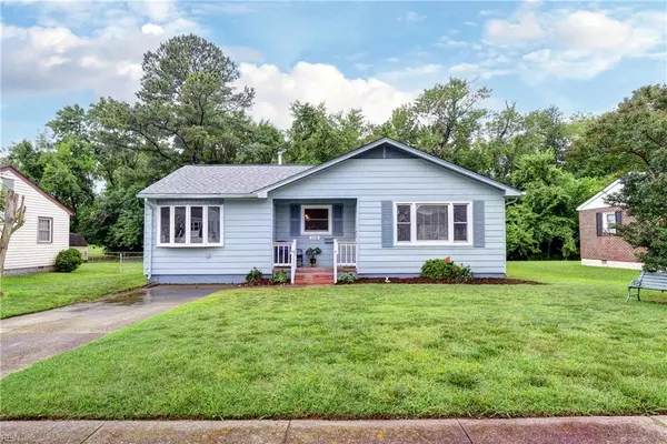 115 Bowen DR, Hampton, VA 23666
