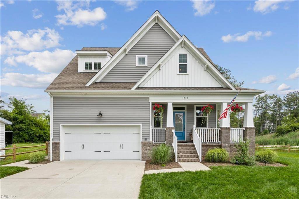 1951 Flintshire DR, Chesapeake, VA 23323