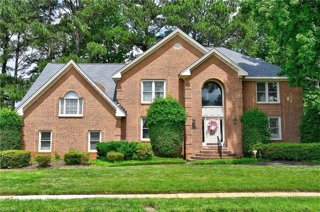 1208 Masters ROW, Chesapeake, VA 23320