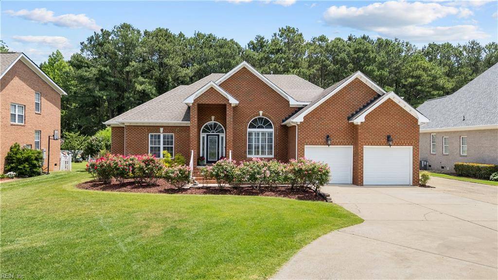 1057 Hillwell RD, Chesapeake, VA 23322