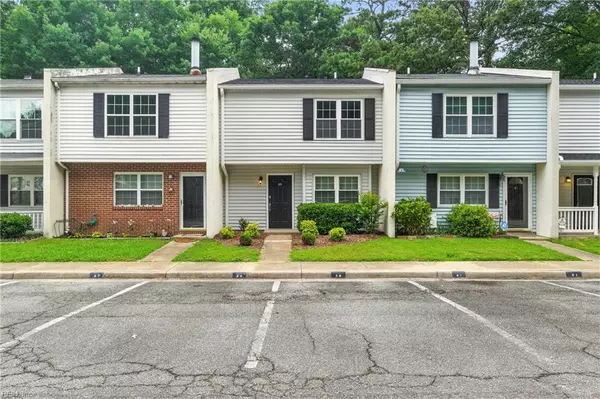 39 Oneonta DR, Newport News, VA 23602