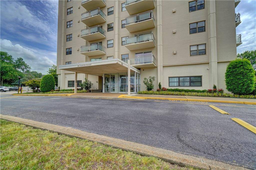 One Crawford PW #1304, Portsmouth, VA 23704