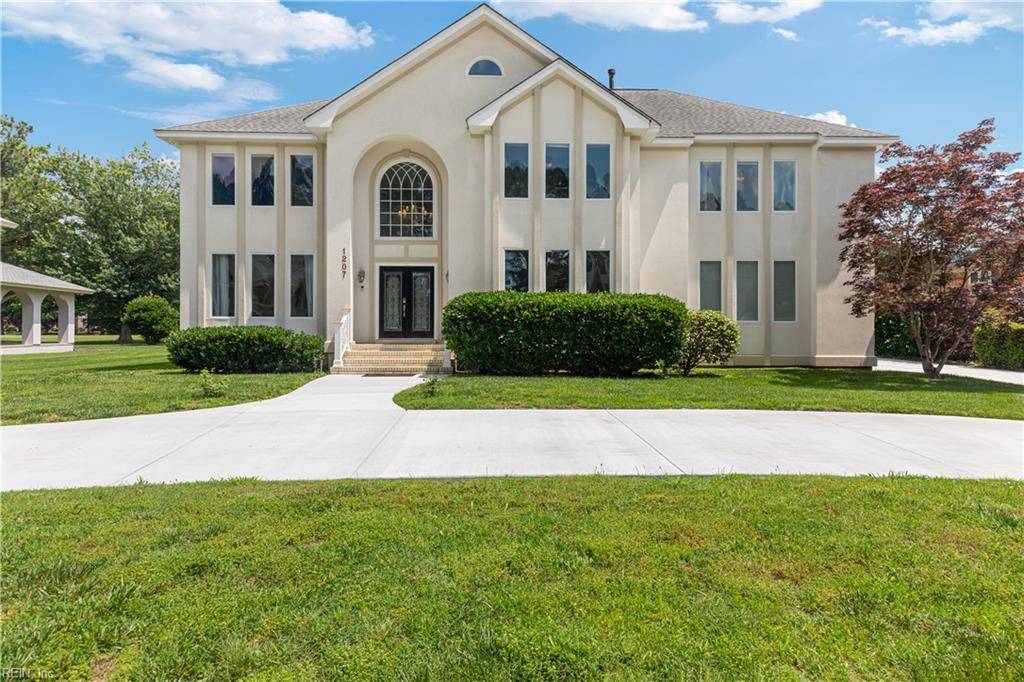 1207 Masters ROW, Chesapeake, VA 23320