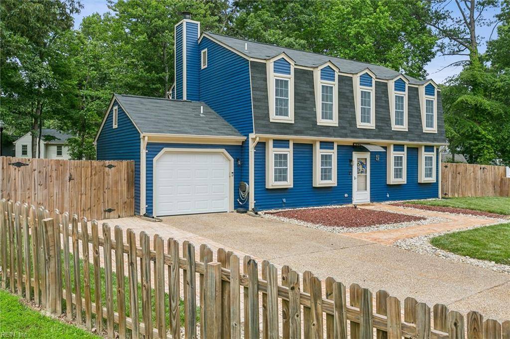 5 Hadley PL, Newport News, VA 23608