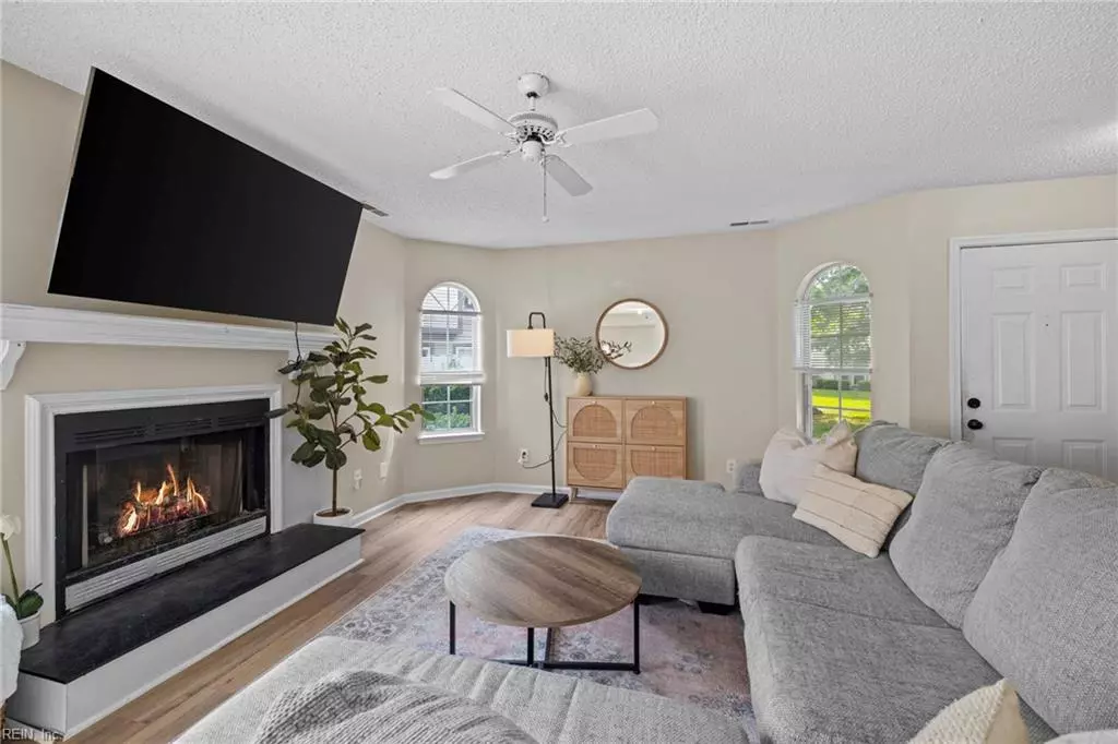 Virginia Beach, VA 23455,5113 Bardith Cir