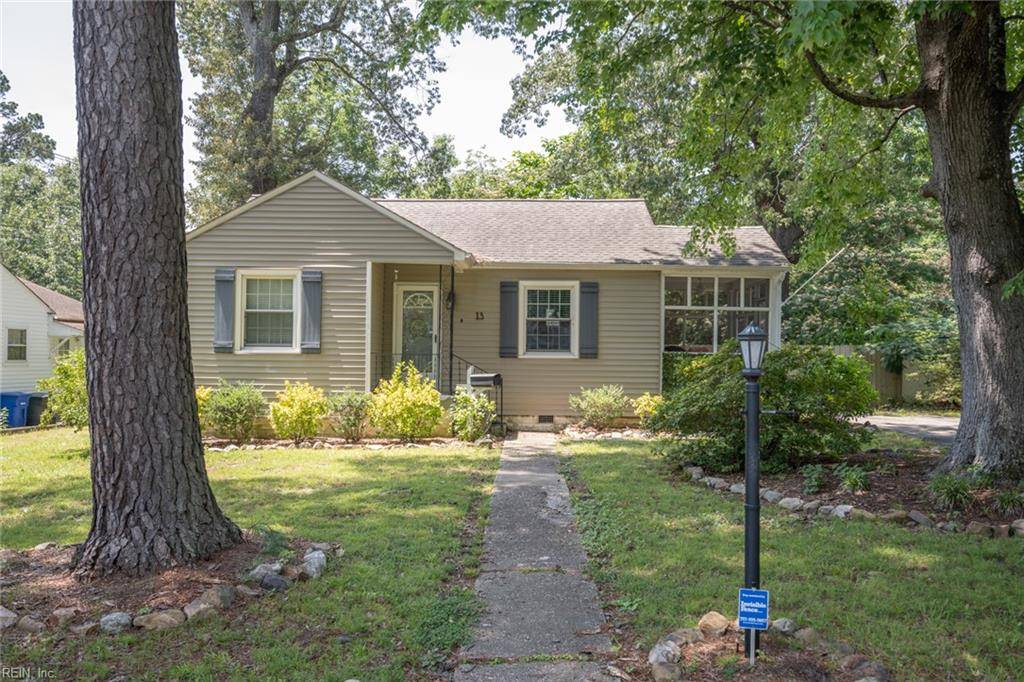 13 Matthew RD, Newport News, VA 23601