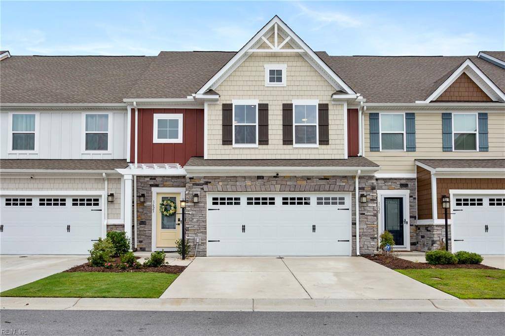 1623 Catbird LN, Chesapeake, VA 23323