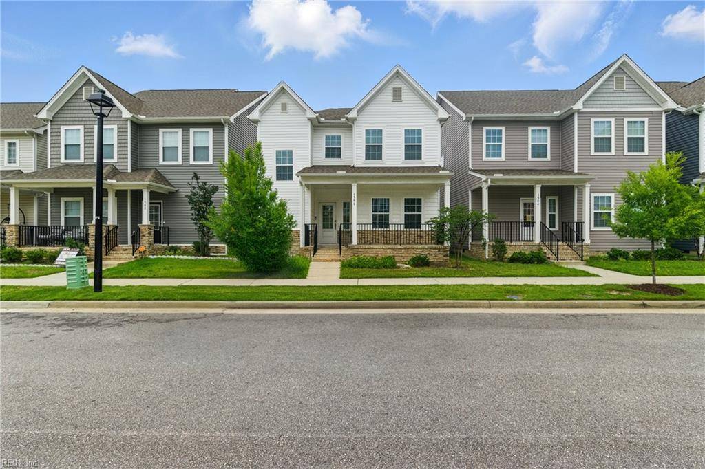 1506 Waltham LN, Newport News, VA 23608