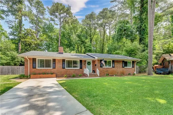 3004 Milford LN, Virginia Beach, VA 23452