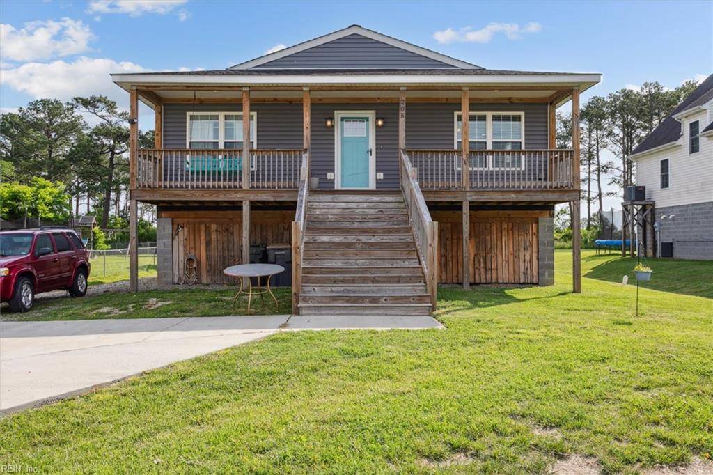 205 Messick RD, Poquoson, VA 23662