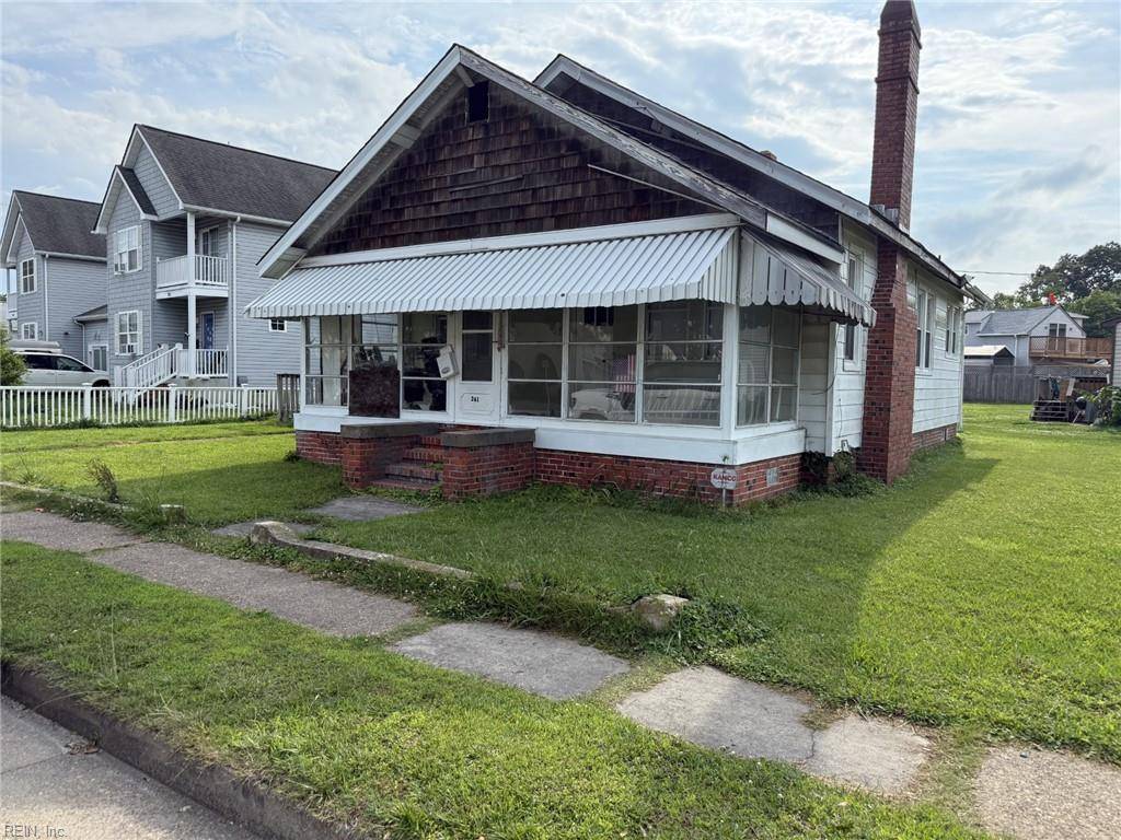 261 N First ST, Hampton, VA 23664