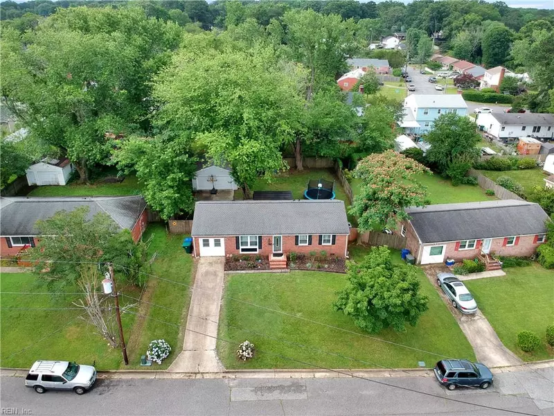 328 Thalia DR, Newport News, VA 23608
