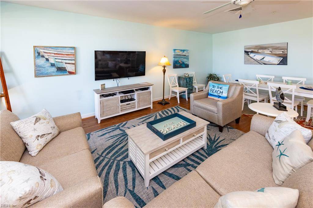 Virginia Beach, VA 23456,3700 Sandpiper RD #409