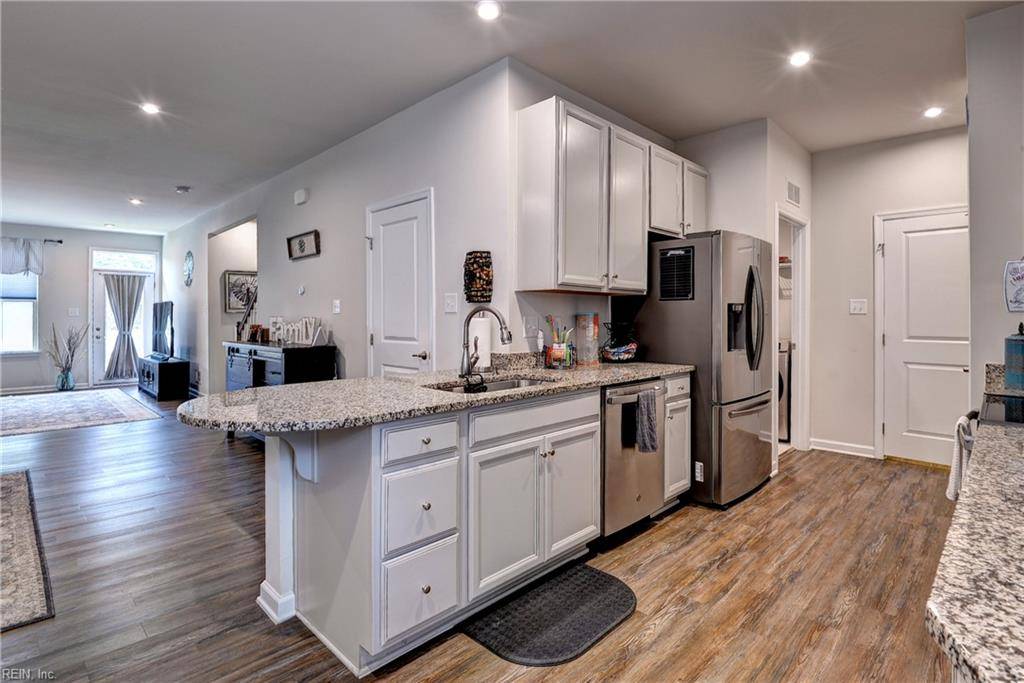 Toano, VA 23168,3419 Foxglove DR