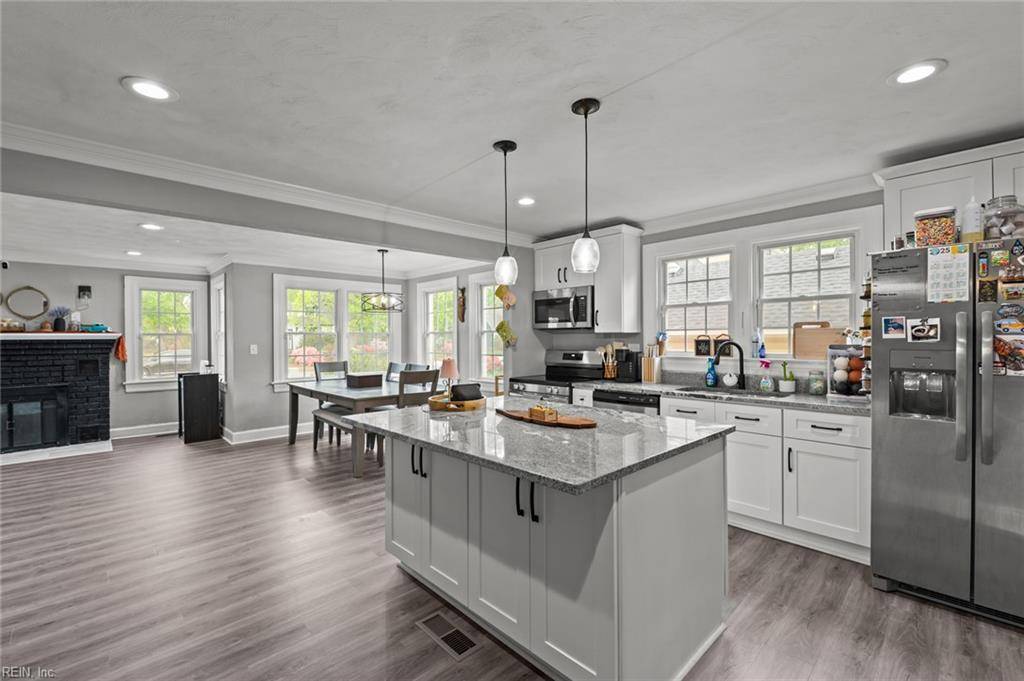 212 Cherokee RD, Hampton, VA 23661