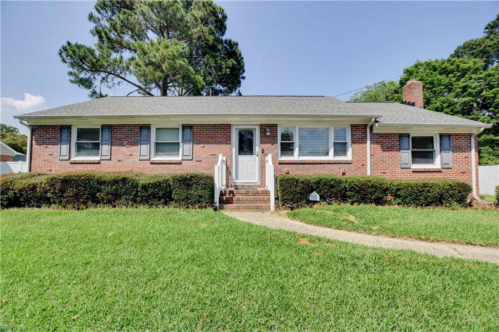 3741 Linnet LN, Portsmouth, VA 23703