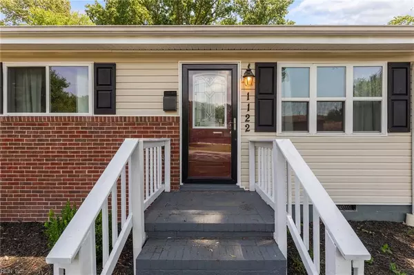 1122 Gatling DR, Hampton, VA 23666