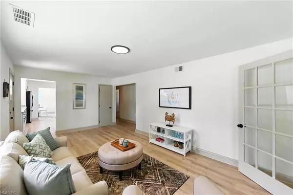 Virginia Beach, VA 23455,5608 Odessa DR