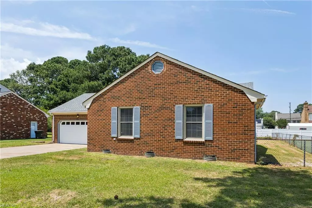 Hampton, VA 23669,9 Wooded Hill DR