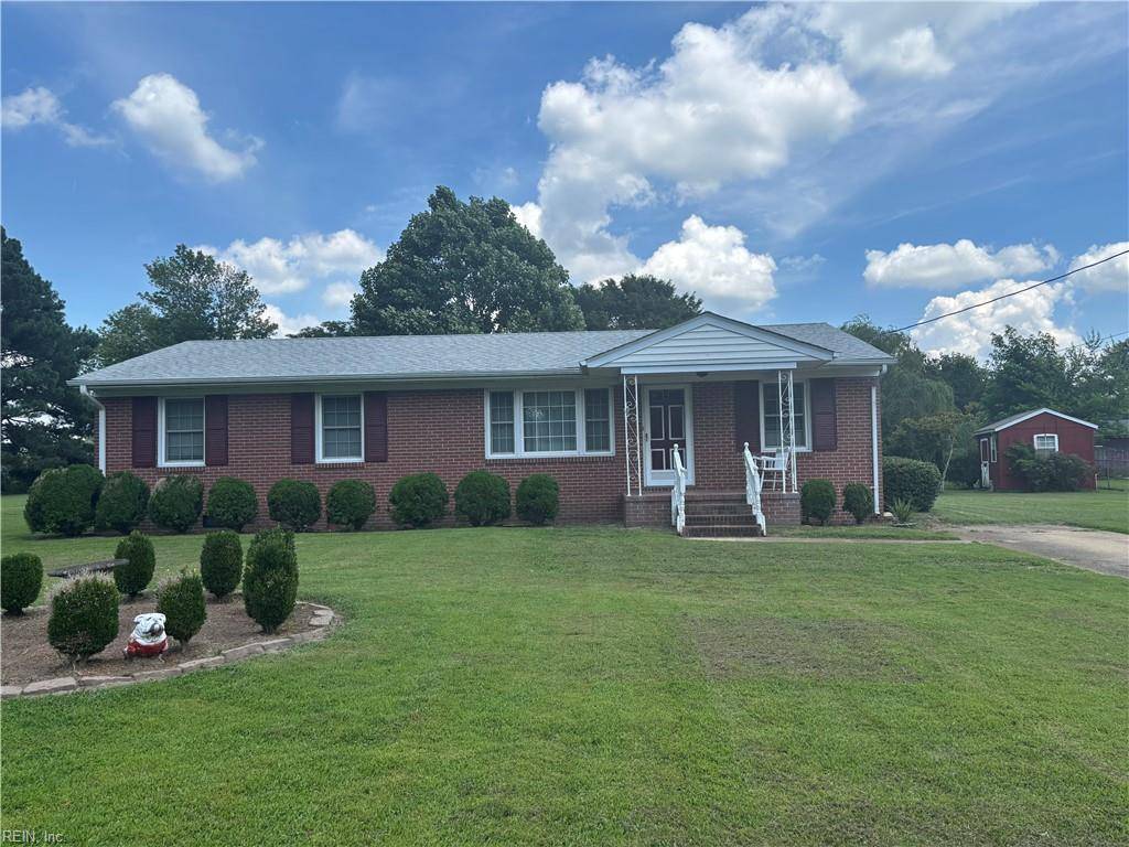 906 Rebecca ST, Franklin, VA 23851