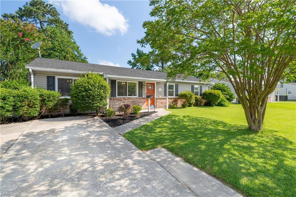 904 Gossman DR, Virginia Beach, VA 23452