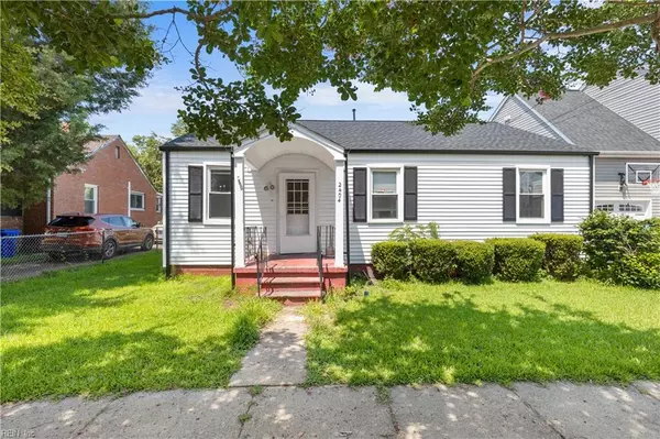 2404 Richmond AVE, Portsmouth, VA 23704