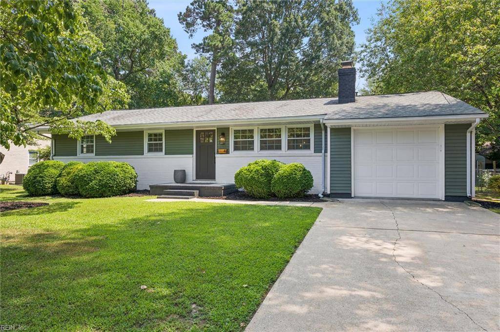 4 Heather Ln LN, Newport News, VA 23606