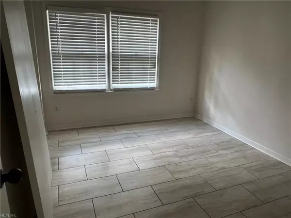 Chesapeake, VA 23320,700 Rapidan River CT #D