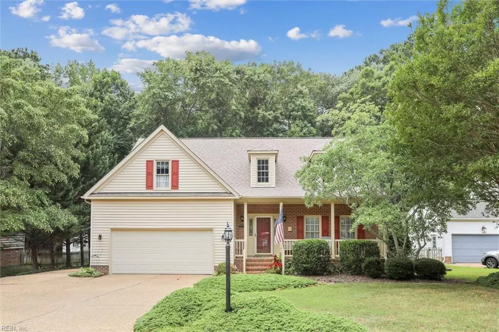 Williamsburg, VA 23185,221 Charleston PL