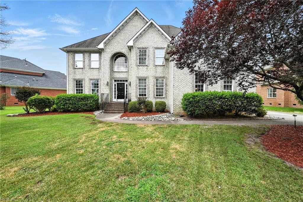 1332 Club House DR, Chesapeake, VA 23322