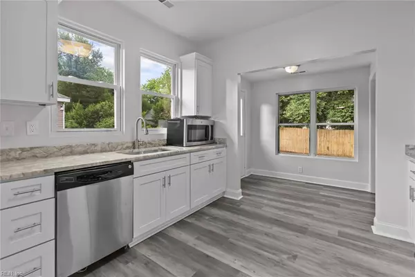 Hampton, VA 23663,21 W Kelly AVE
