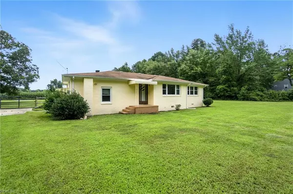 Suffolk, VA 23434,2304 Manning RD