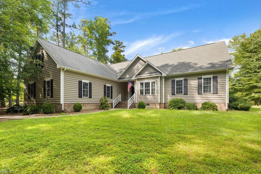 136 Beechwood DR, Franklin, VA 23851