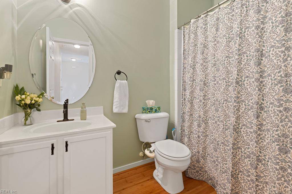 Williamsburg, VA 23185,806 Queensbury LN